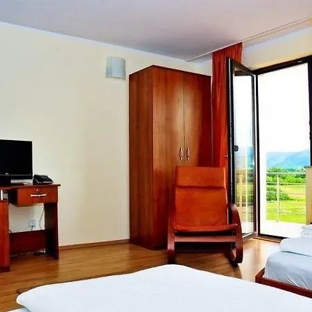 Hotel Jrb 3*
