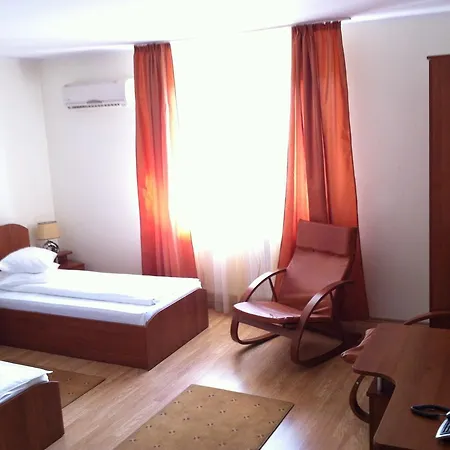 Hotel Jrb Doctor Petru Groza