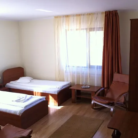 Jrb Hotel 3*