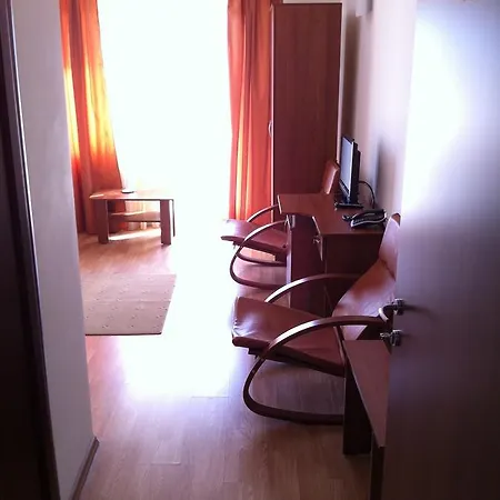 Jrb Hotel 3*